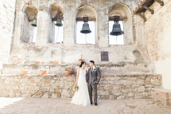 peach-and-gray-elegant-rustic-wedding