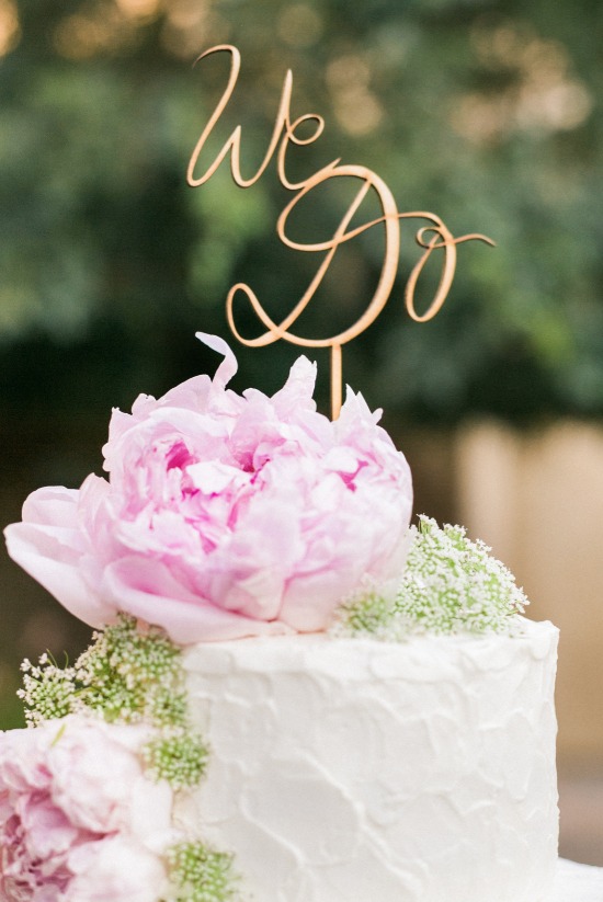 peach-and-gray-elegant-rustic-wedding