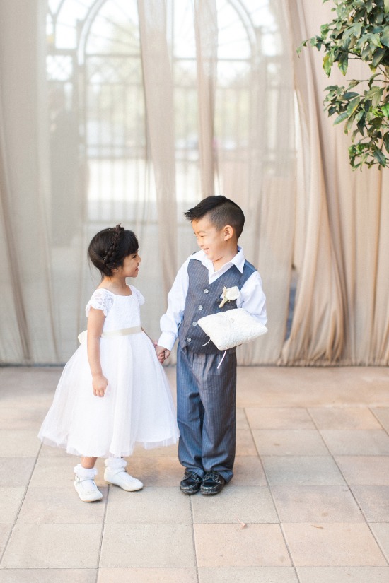 peach-and-gray-elegant-rustic-wedding