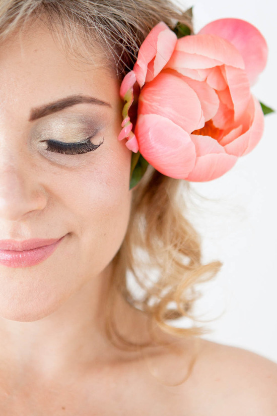 pink-and-gold-bridal-session