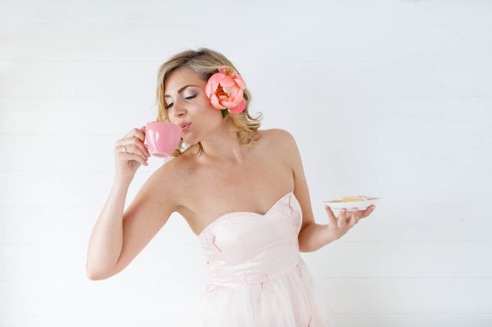 pink-and-gold-bridal-session
