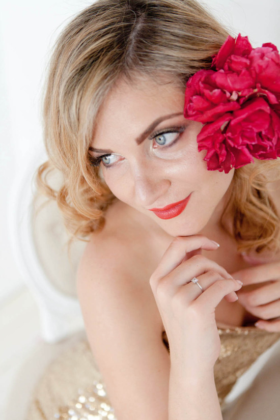 pink-and-gold-bridal-session