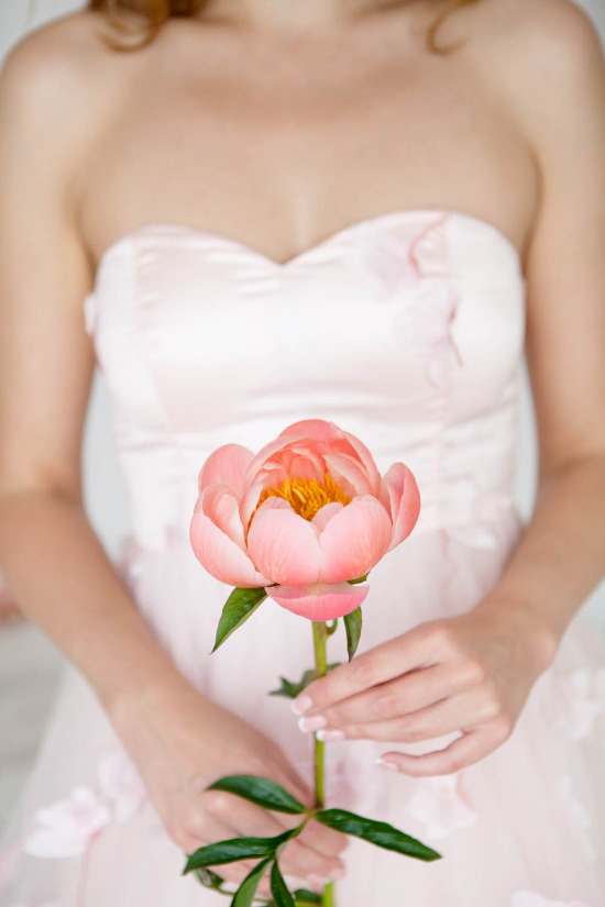 pink-and-gold-bridal-session