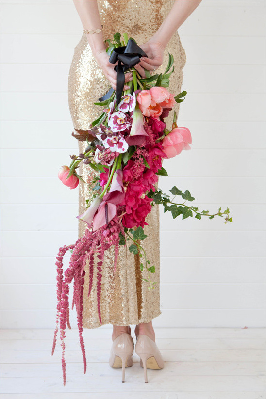 cascading bouquet @weddingchicks