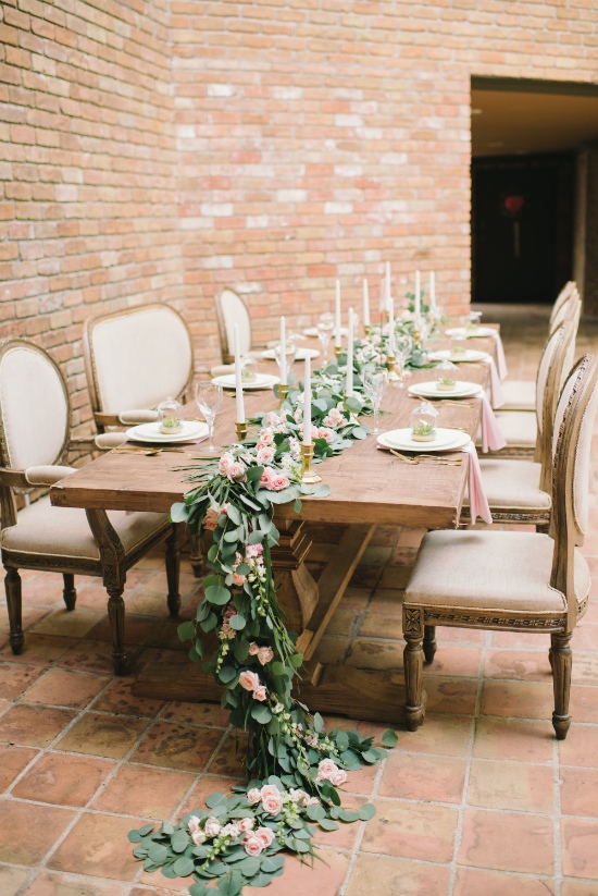 pink-and-gold-succulent-wedding
