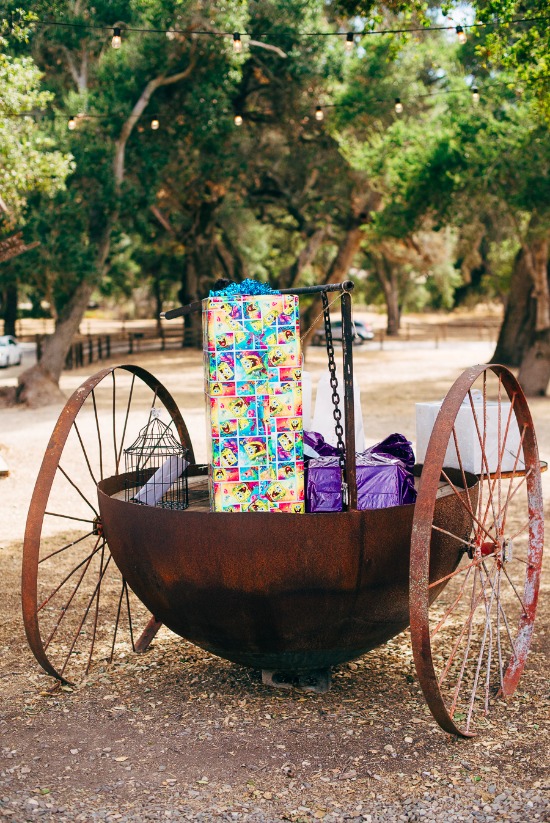 purple-and-gray-wedding-inspiration