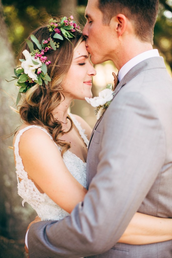 purple-and-gray-wedding-inspiration