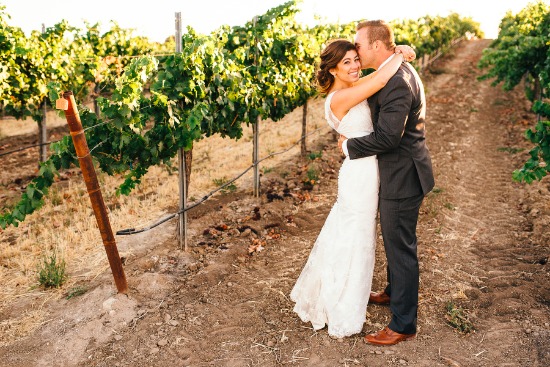 rustic-blush-winery-wedding