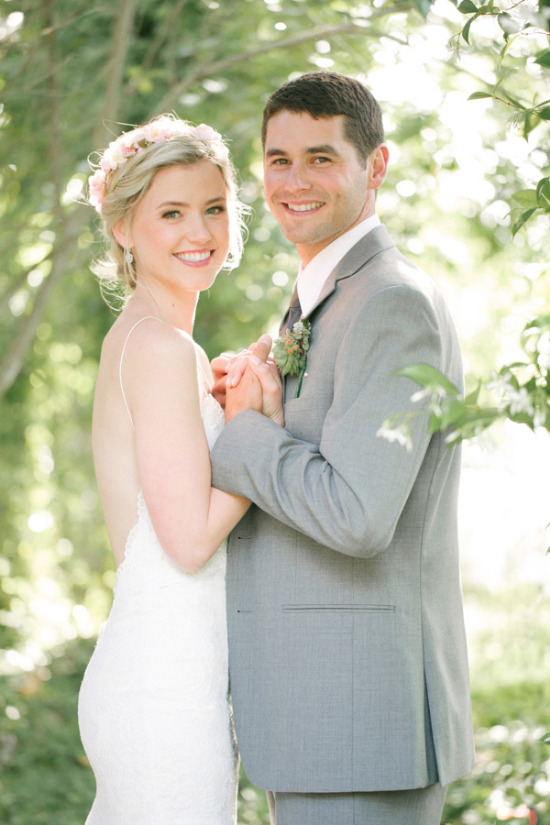 rustic-wedding-in-shades-of-pink
