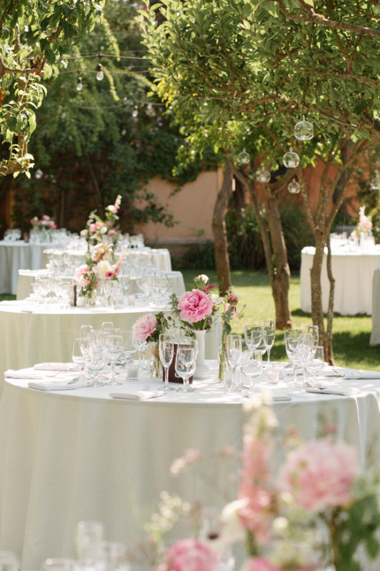 rustic-wedding-in-shades-of-pink