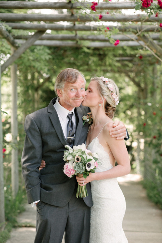 rustic-wedding-in-shades-of-pink