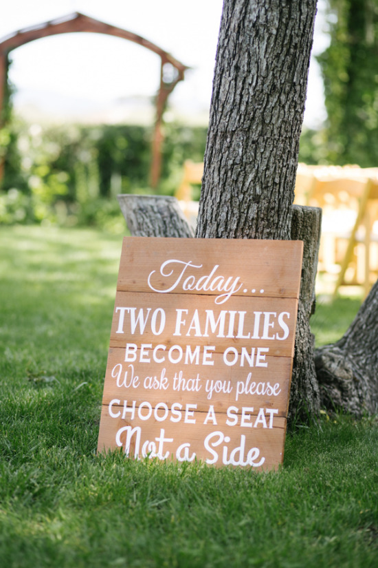 rustic-wedding-in-shades-of-pink
