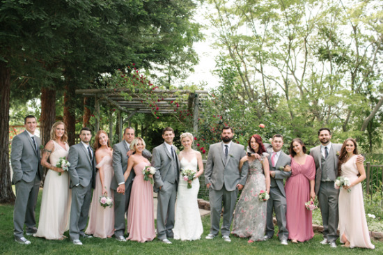 rustic-wedding-in-shades-of-pink