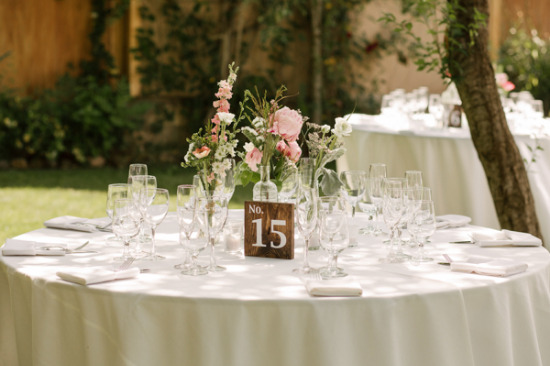 rustic-wedding-in-shades-of-pink