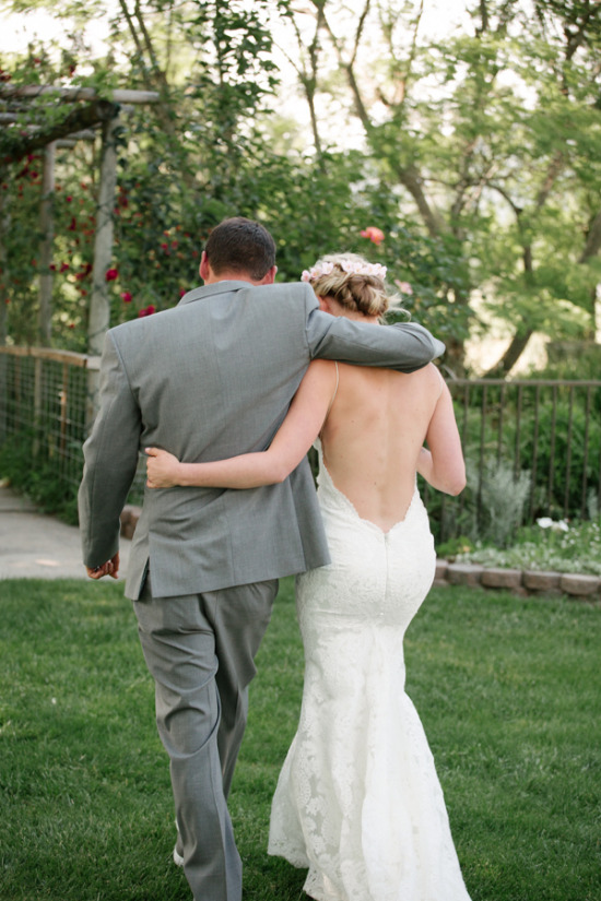rustic-wedding-in-shades-of-pink