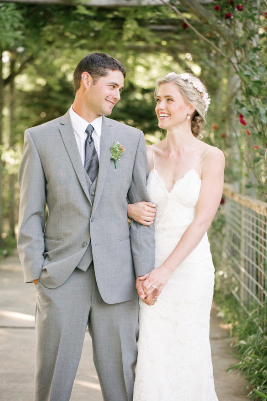 rustic-wedding-in-shades-of-pink