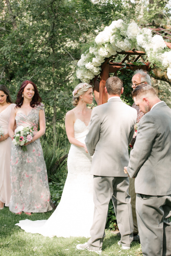 rustic-wedding-in-shades-of-pink
