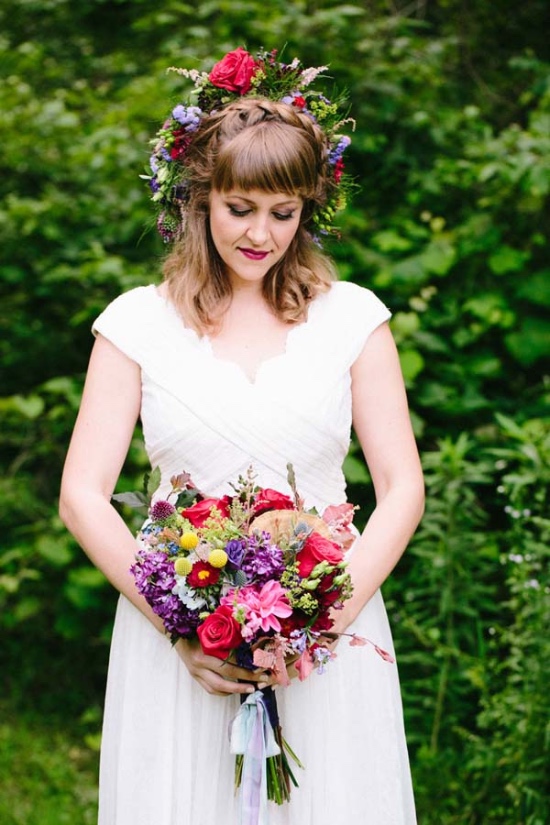 alternative-vintage-forest-wedding