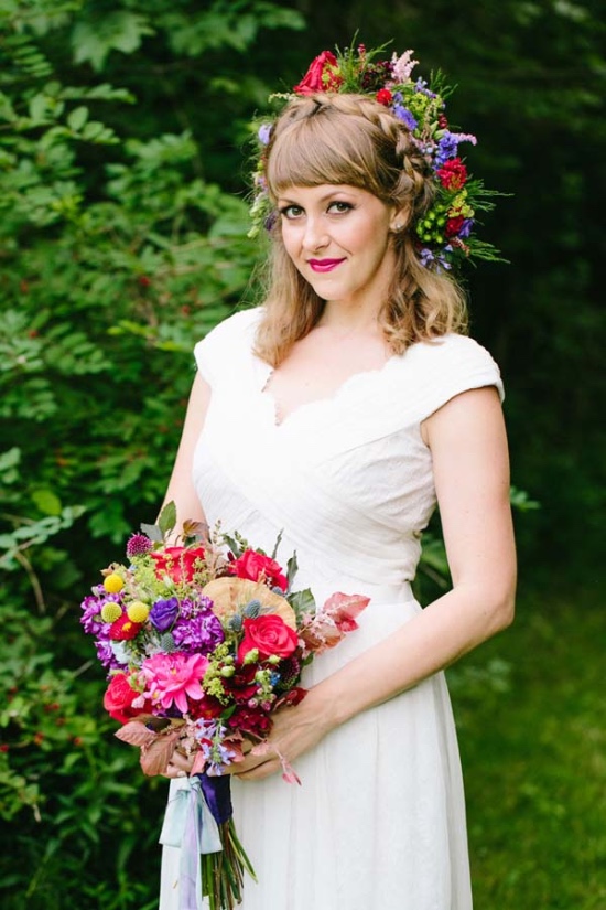 alternative-vintage-forest-wedding