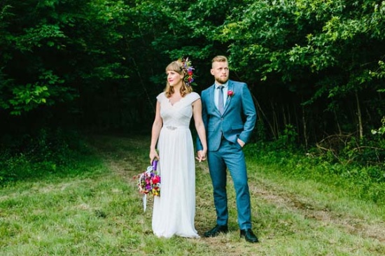 alternative-vintage-forest-wedding