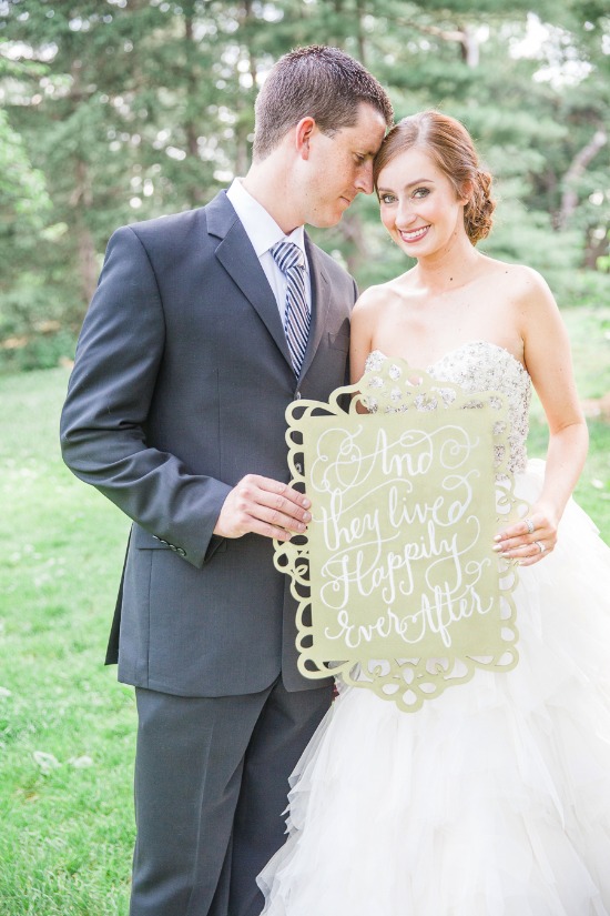 blue-and-gold-cinderella-wedding-ideas