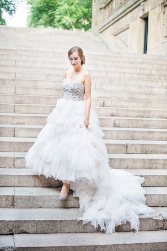blue-and-gold-cinderella-wedding-ideas