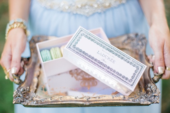 blue-and-gold-cinderella-wedding-ideas