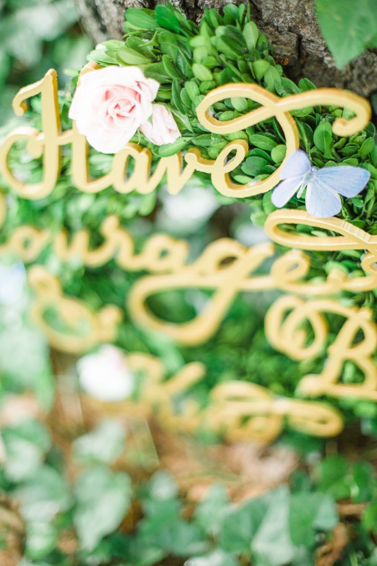 blue-and-gold-cinderella-wedding-ideas