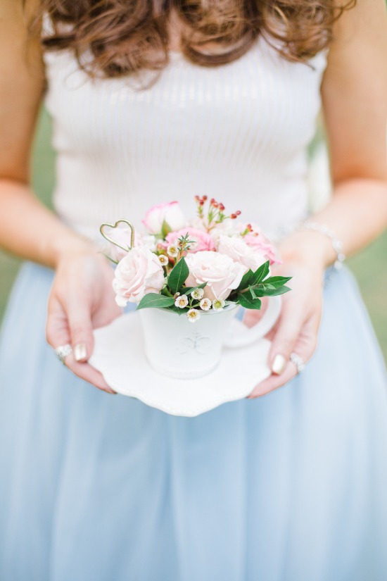 blue-and-gold-cinderella-wedding-ideas