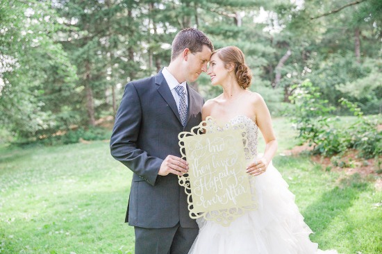 blue-and-gold-cinderella-wedding-ideas