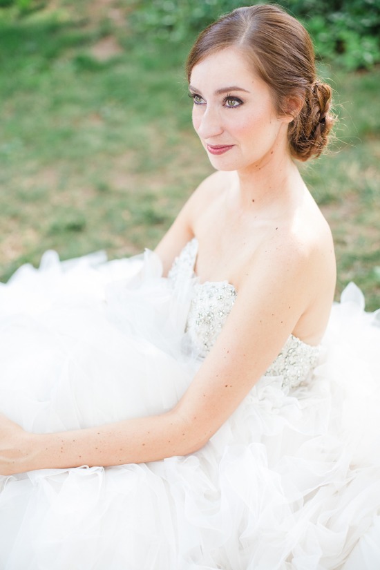 blue-and-gold-cinderella-wedding-ideas