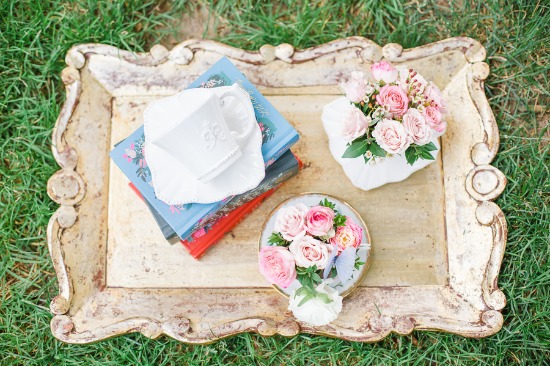 blue-and-gold-cinderella-wedding-ideas