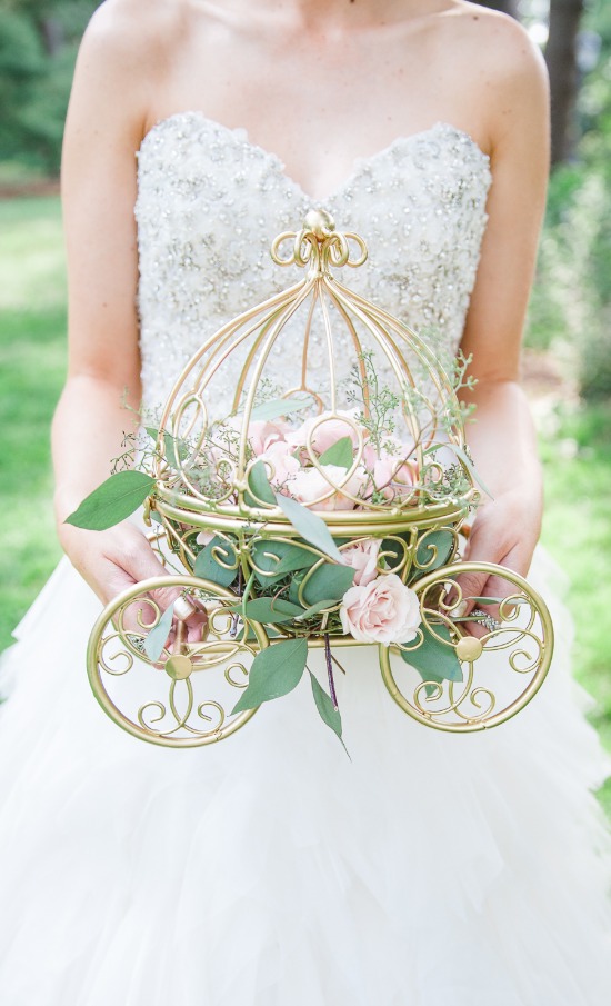 blue-and-gold-cinderella-wedding-ideas