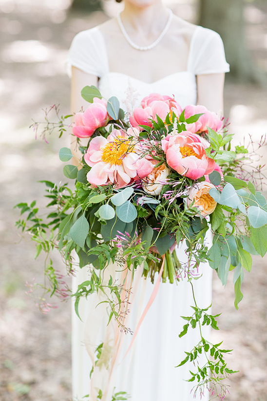 pink bridal bouquet @weddingchicks