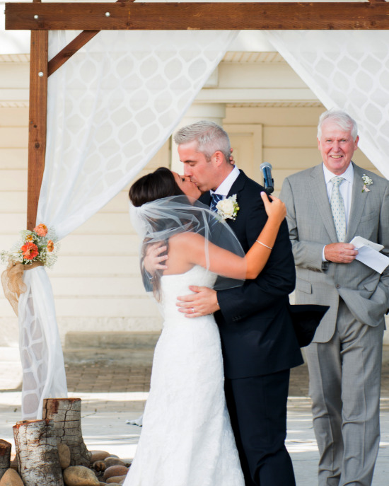 blush-rustic-chic-wedding