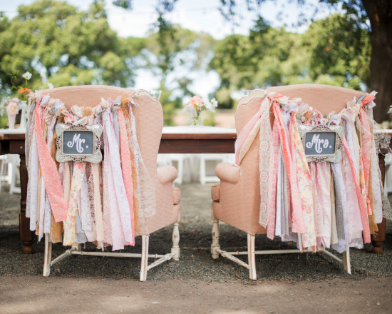 blush-rustic-chic-wedding
