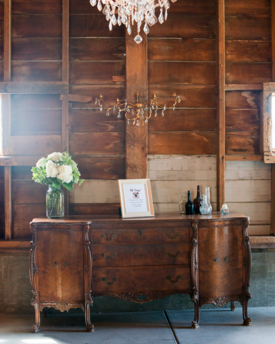 blush-rustic-chic-wedding