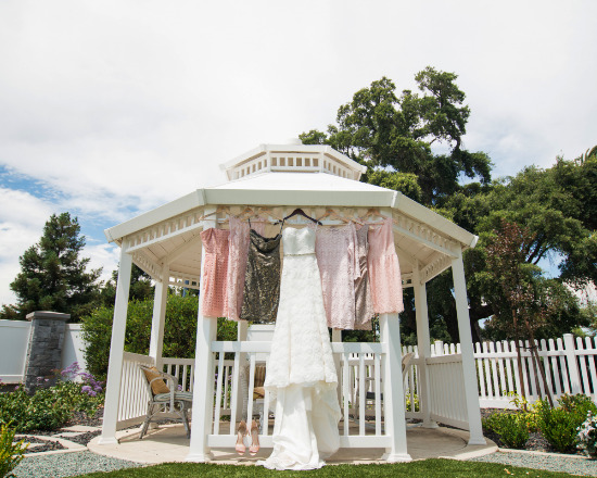 blush-rustic-chic-wedding