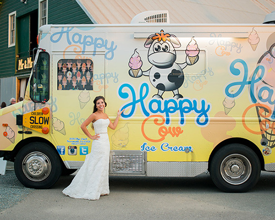 ice cream truck for wedding @weddingchicks