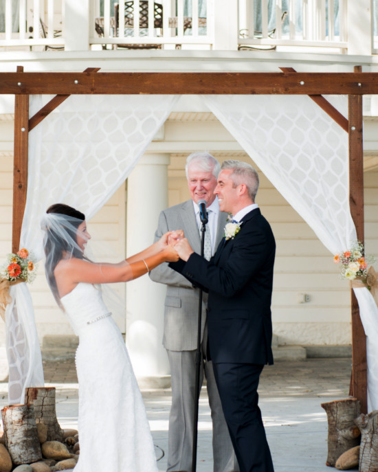 blush-rustic-chic-wedding