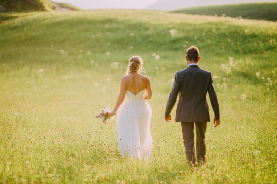casual-german-countryside-wedding