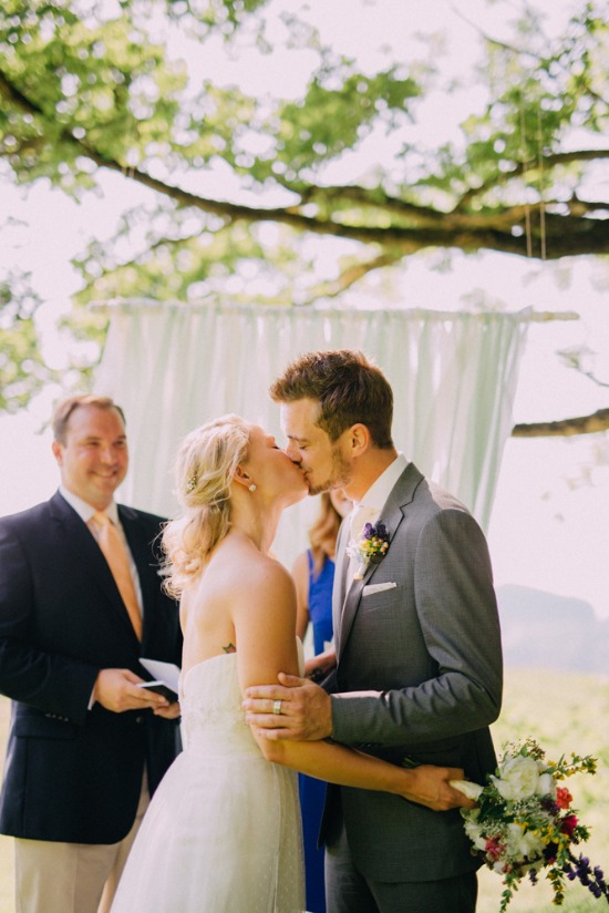 casual-german-countryside-wedding
