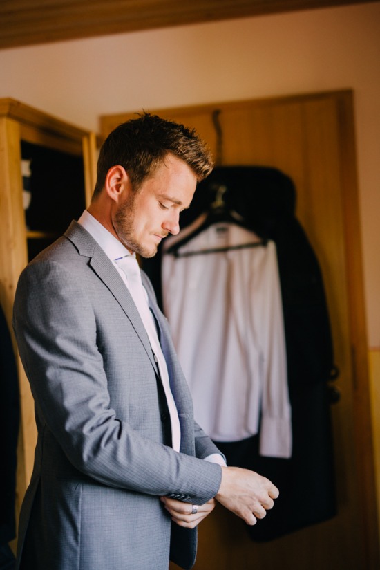 casual-german-countryside-wedding
