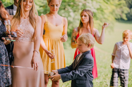 casual-german-countryside-wedding