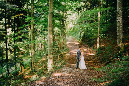 casual-german-countryside-wedding
