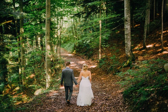 casual-german-countryside-wedding
