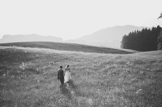 casual-german-countryside-wedding