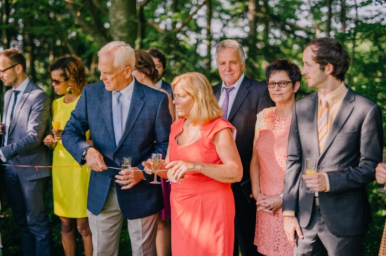 casual-german-countryside-wedding