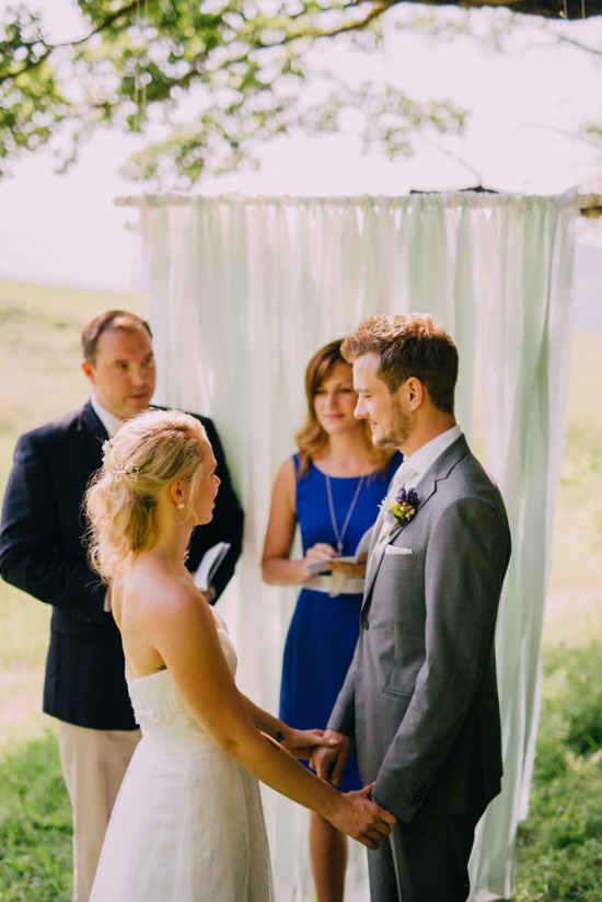 casual-german-countryside-wedding