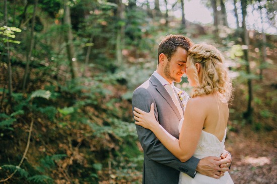 casual-german-countryside-wedding